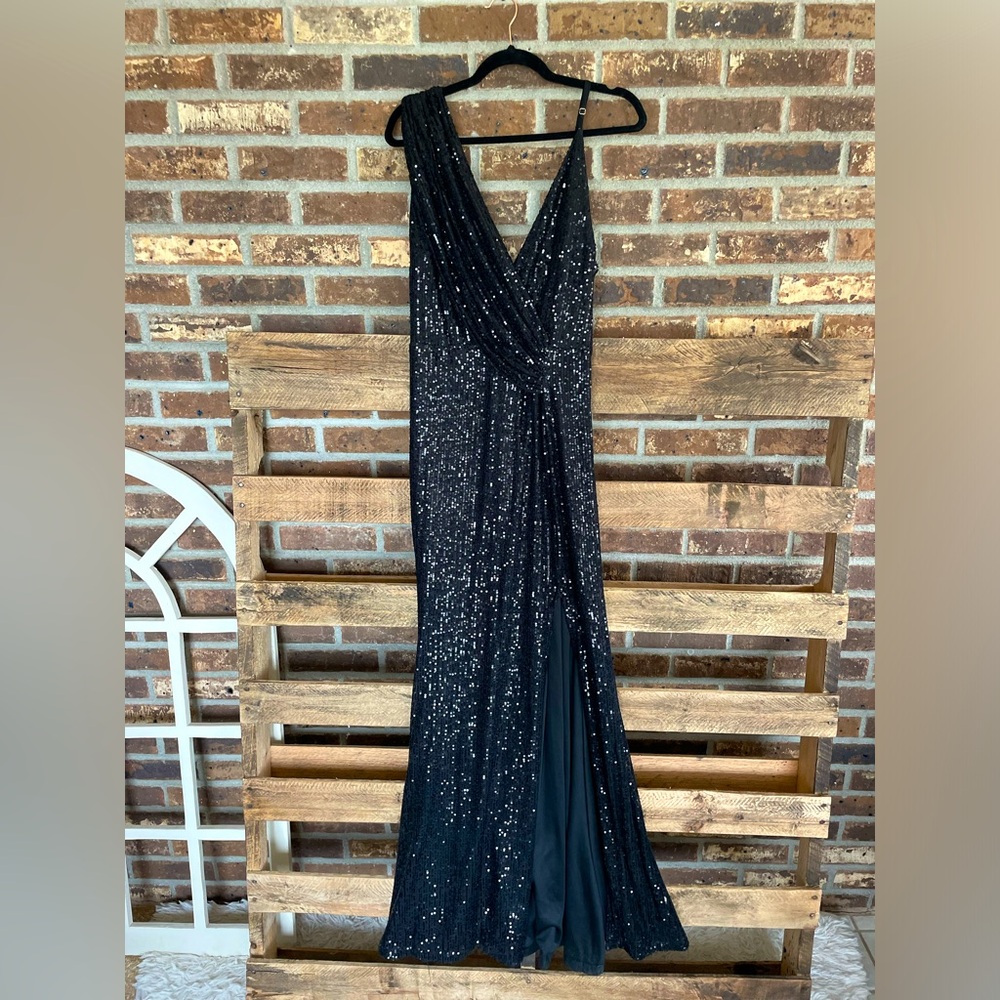Baltic Born Black Sequin Maxi Dress Size 1X